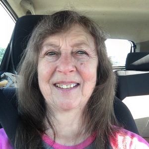 Meet your Posher, Carly